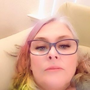 Meet your Posher, Danell